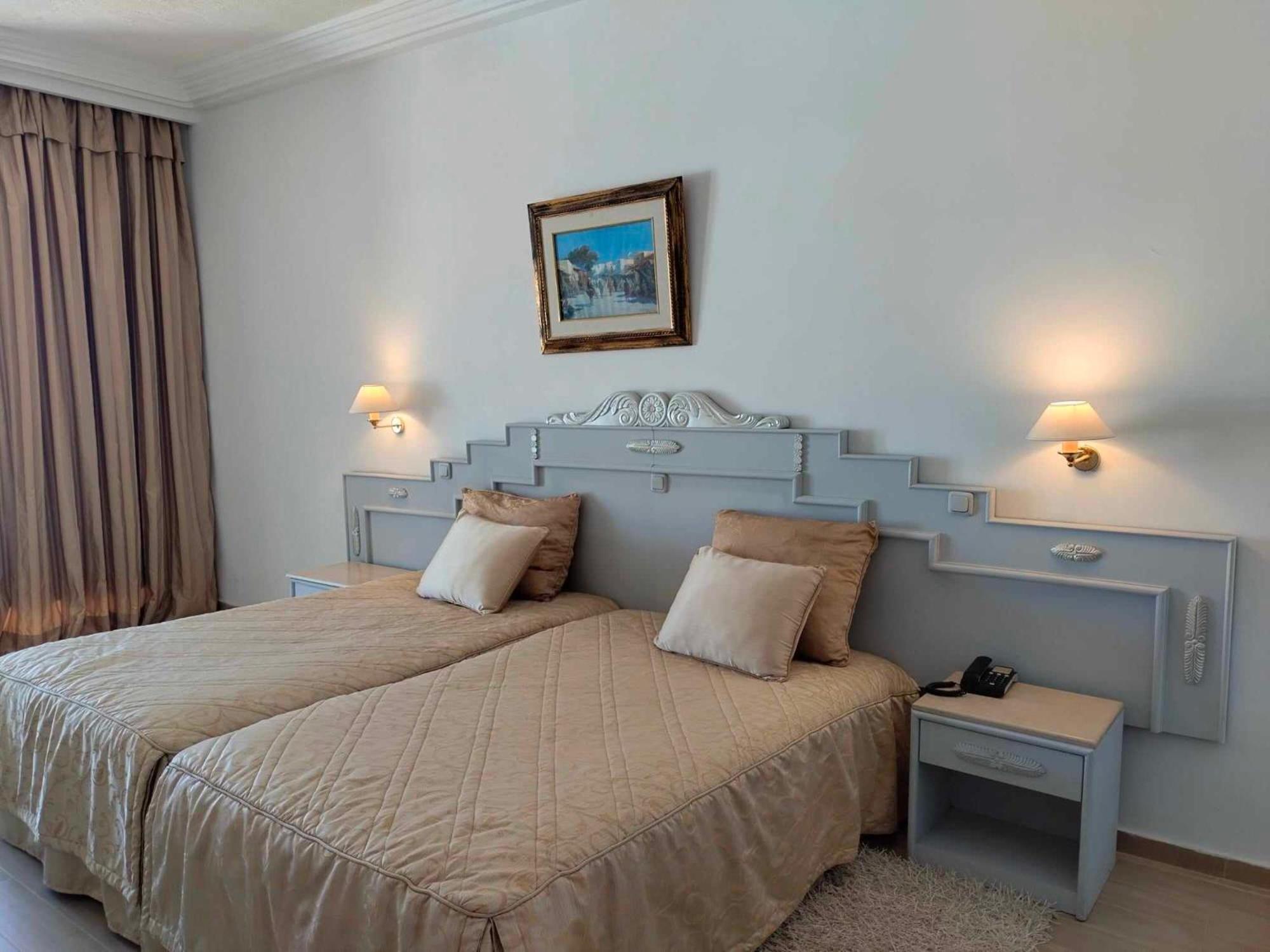 อมีร์ พาเลซ Hotel โมนาสตีร์ ภายนอก รูปภาพ